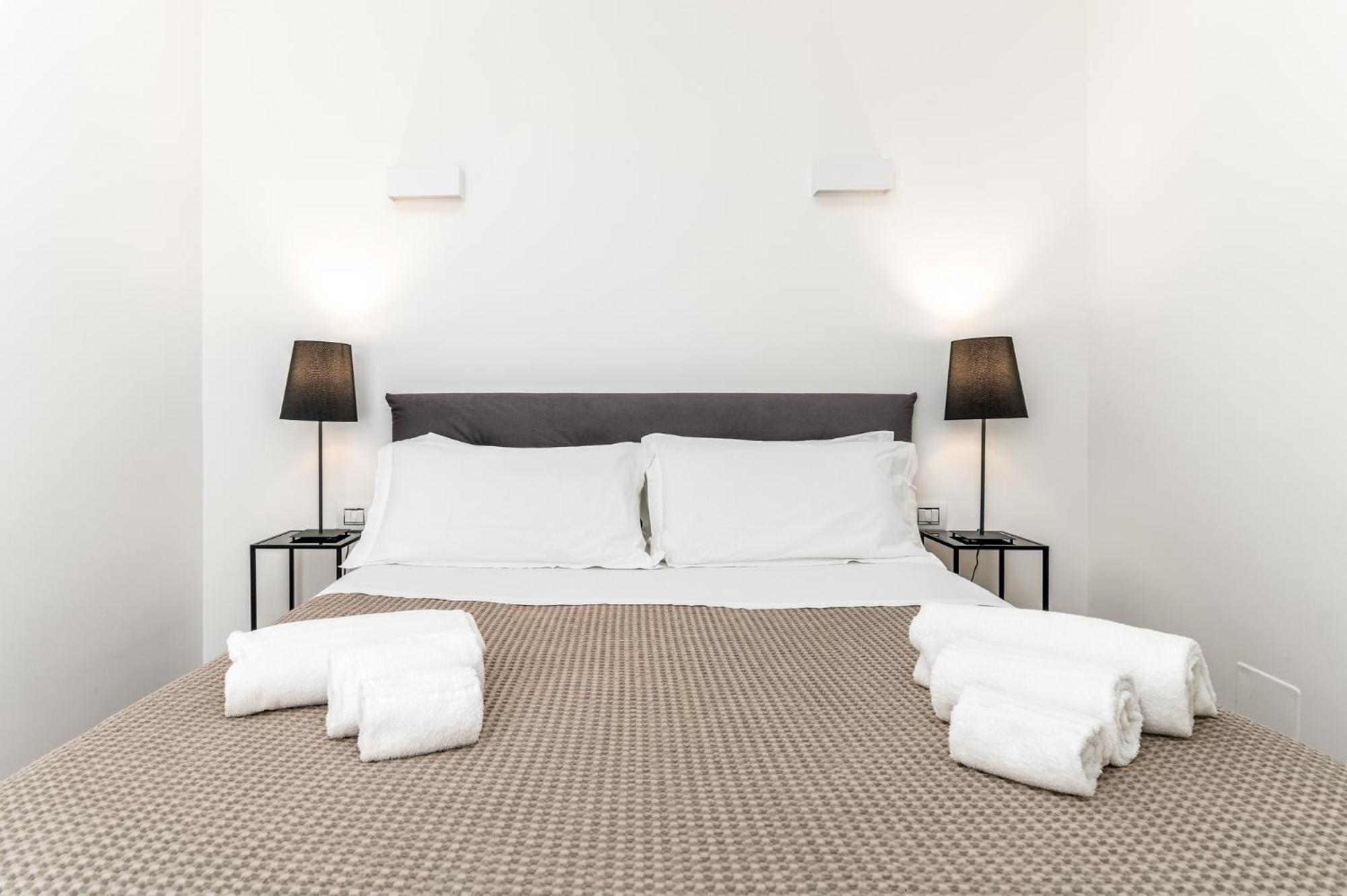 Santo Stefano Raro Rooms Collection Бриндизи Экстерьер фото